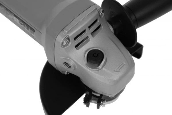 Углошлифовальная машина Интерскол УШМ-125/650 650Вт 11000об/мин рез.шпин.:M14 d=125мм (826.0.0.70)