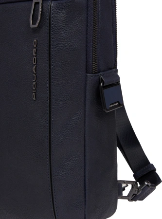 Рюкзак слинг мужской Piquadro Cronus CA6686S134/BLU синий кожа