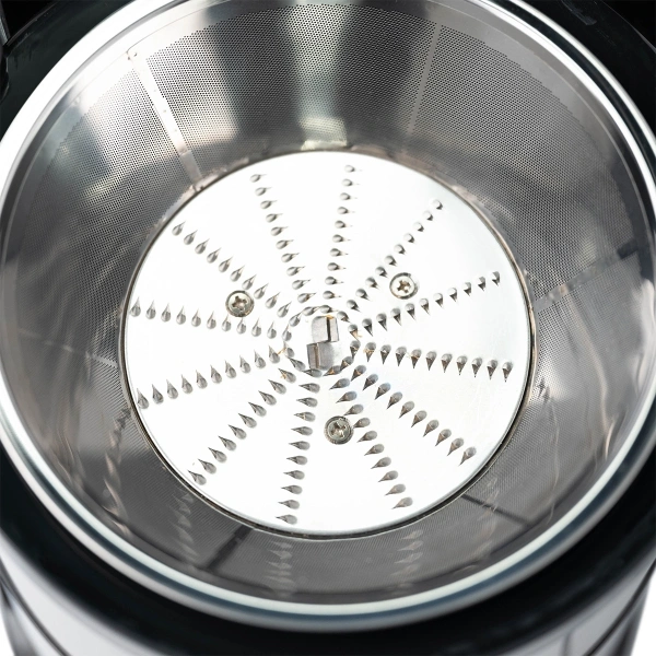 Соковыжималка центробежная Scarlett SC-JE50S62 1600Вт рез.сок.:1000мл. серебристый/черный