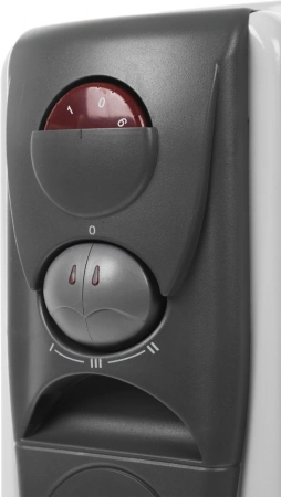 Радиатор масляный Centek CT-6203-9 2400Вт белый