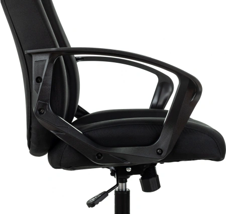 Кресло игровое Zombie 200 черный ткань/эко.кожа крестов. пластик