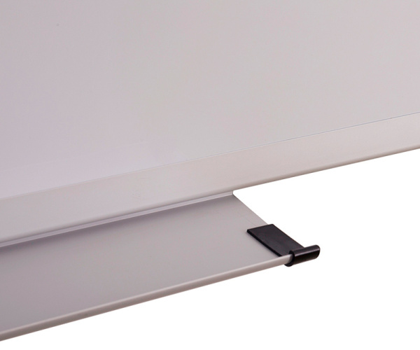 Доска магнитно-маркерная Deli 7865B лак белый 90x120см алюминиевая рама алюминий с аксессуарами