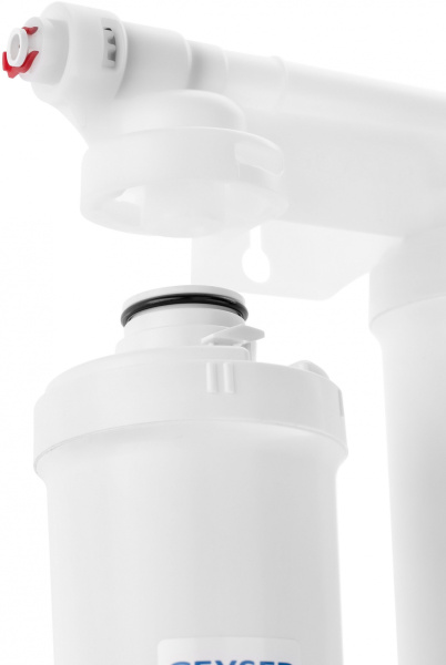 Водоочиститель Гейзер Оптима М белый 66033л.