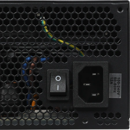 Блок питания Chieftec ATX 750W Proton BDF-750C 80+ bronze (24+4+4pin) APFC 140mm fan 6xSATA Cab Manag RTL