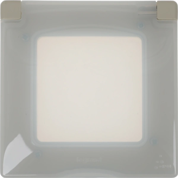 Рамка Legrand Etika 672560 накладная 1x вертикальный монтаж ABS пластик слоновая кость (упак.:1шт)