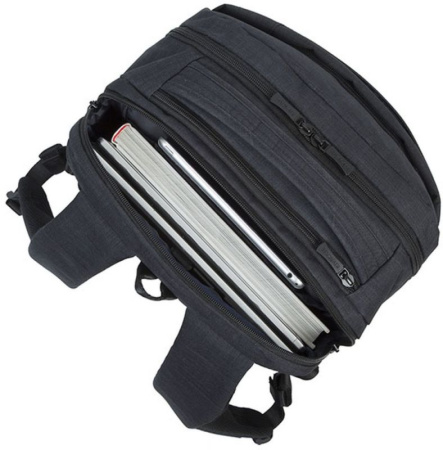 Рюкзак для ноутбука 17.3" Riva 8365 черный полиэстер