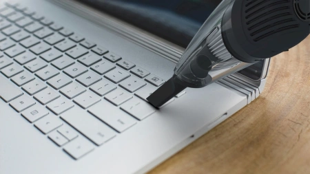 Пылесос Автомобильный Ritmix CVC-003 черный 70Вт