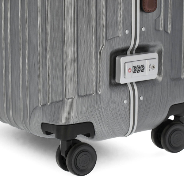 Чемодан Piquadro PQ LM (BV4428PQLM/NCU) 51x75x28см 89л. 5.59кг. поликарбонат черный