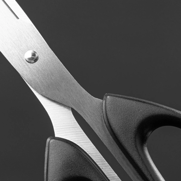 Ножницы Deli EM609 офисные 160мм ручки пластиковые сталь ассорти чехол с европод.