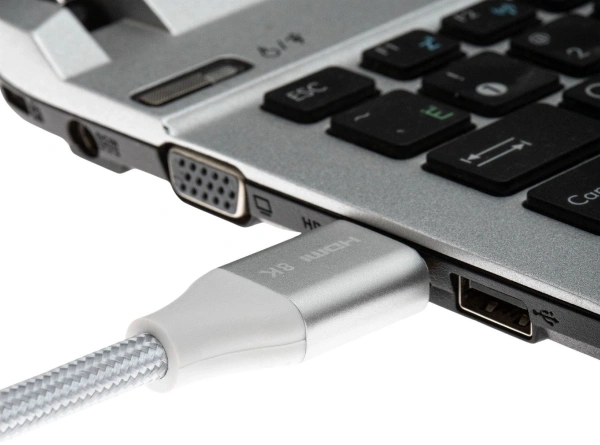 Кабель аудио-видео Cactus CS-HDMI.2.1-3 HDMI (m)/HDMI (m) 3м. позолоч.конт. серебристый