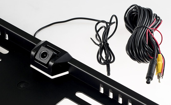 Камера заднего вида Silverstone F1 Interpower IP-616 универсальная