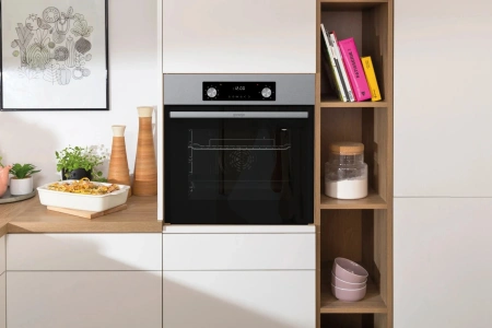 Духовой шкаф Электрический Gorenje BO6737E02NX черный