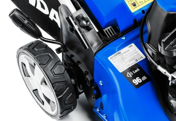 Газонокосилка роторная Hyundai L 4220S