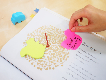 Блок самоклеящийся бумажный Stick`n 21780 50лист. фиолетовый 1цв.в упак. "слон"