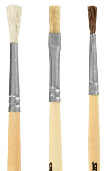 Набор кистей Silwerhof 980055 (наб.3шт) пон.круг.№2/коз.круг.№3/щет.плос.№4 дерев.ручка