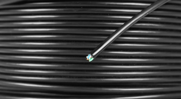 Кабель информационный Lanmaster LAN-5EFTP-OUT кат.5E F/UTP 4X2X24AWG PE внешний 305м черный