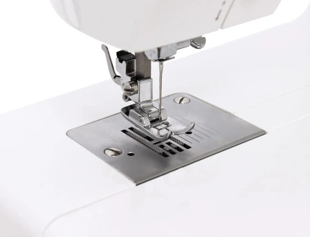 Швейная машина Singer Studio 15 белый