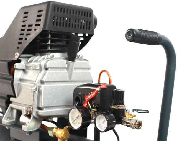 Компрессор поршневой Patriot Professional 50-340 безмасляный 340л/мин 50л 2000Вт