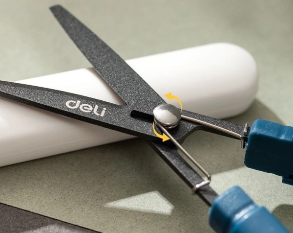 Ножницы Deli EZ508BLUE EZ508 Linfini портативные 125мм ручки пластиковые сталь синий блистер