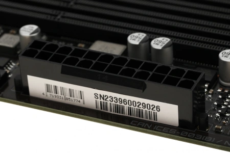 Материнская плата Gigabyte B760 GAMING X AX Soc-1700 Intel B760 4xDDR5 ATX AC`97 8ch(7.1) 2.5Gg RAID