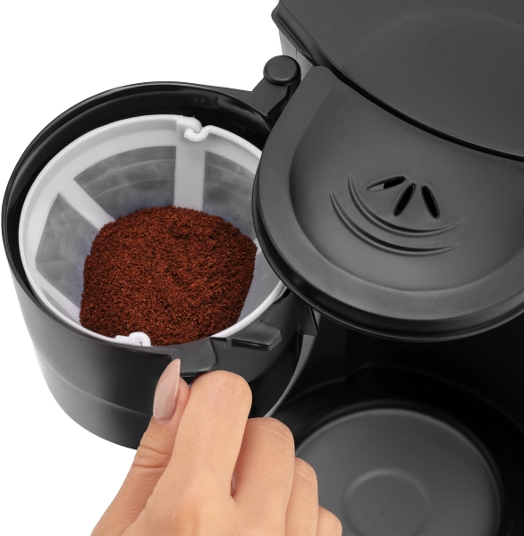 Кофеварка капельная Maxwell MW-1650 600Вт черный