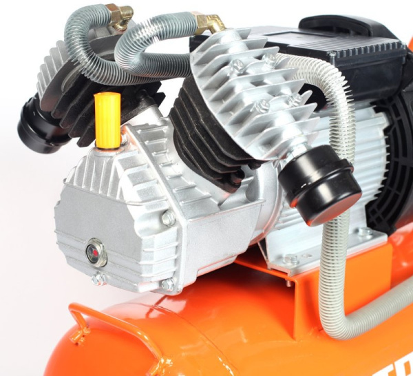 Компрессор поршневой Patriot VX 50-402 масляный 400л/мин 50л 2200Вт оранжевый/черный