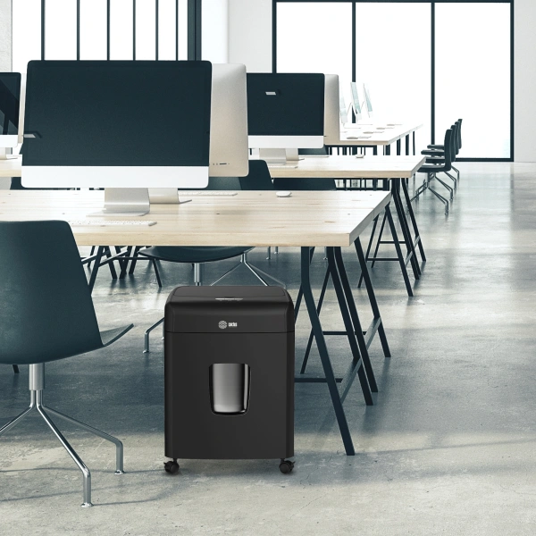 Шредер Cactus CS-SH-D6 с автоподачей (секр.P-4)/перекрестный/120лист./23лтр./скрепки/скобы/пл.карты