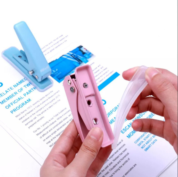 Дырокол Kw-Trio 09190PINK макс.:20лист. металл розовый отв.:1