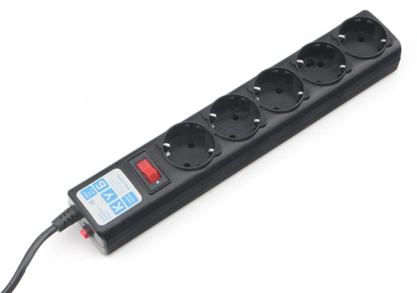 Сетевой фильтр Powercube SPG5-C3 3м (5 розеток) черный (коробка)