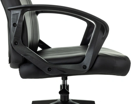 Кресло игровое Zombie 50 черный эко.кожа крестов. пластик