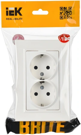 Розетка силов. IEK Brite РСш12-3-БрБ BR-R24-16-K01-F 2розет. двойн. скрыт. зазем. штор. IP20 белый (упак.:1шт)
