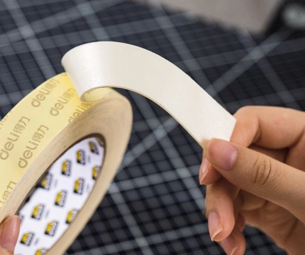 Клейкая лента монтажная Deli EA368 бежевый шир.24мм дл.4.57м двухсторонняя (упак.:1шт)