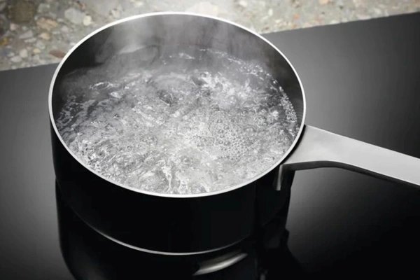 Индукционная варочная поверхность Electrolux EIV84550 черный