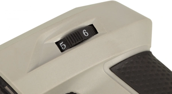 Перфоратор Интерскол П-32/1000Э патрон:SDS-plus уд.:5Дж 1050Вт (кейс в комплекте)