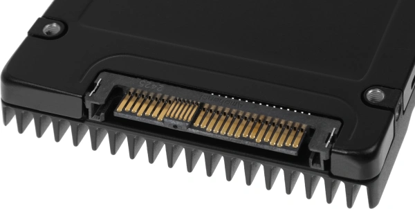 Накопитель SSD Crucial PCIe 4.0 x4 1600GB MTFDKCC1T6TFS-1BC1ZABYY Micron 7450 Max 2.5" 3 DWPD