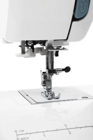 Швейная машина Janome 423S белый