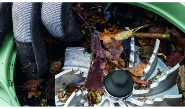 Воздуходувка-пылесос Bosch UniversalGardenTidy 3000 3000Вт пит.:от сети зеленый