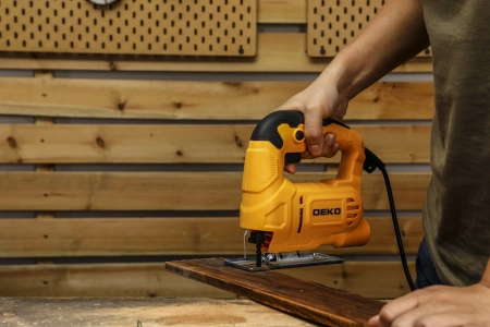 Лобзик Deko DKJS600 +1пил. 600Вт 3000ходов/мин от электросети