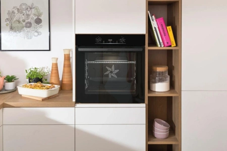 Духовой шкаф Электрический Gorenje BO6735E05B черный