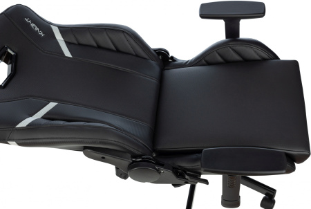 Кресло игровое Knight Thunder 5X черный эко.кожа крестов. металл