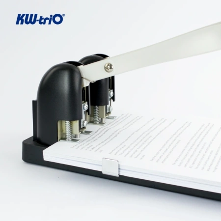 Дырокол Kw-Trio Heavy Duty 952 макс.:150лист. металл/пластик черный отв.:2 с линейкой