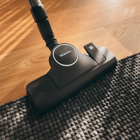 Пылесос Miele Boost CX1 1100Вт черный