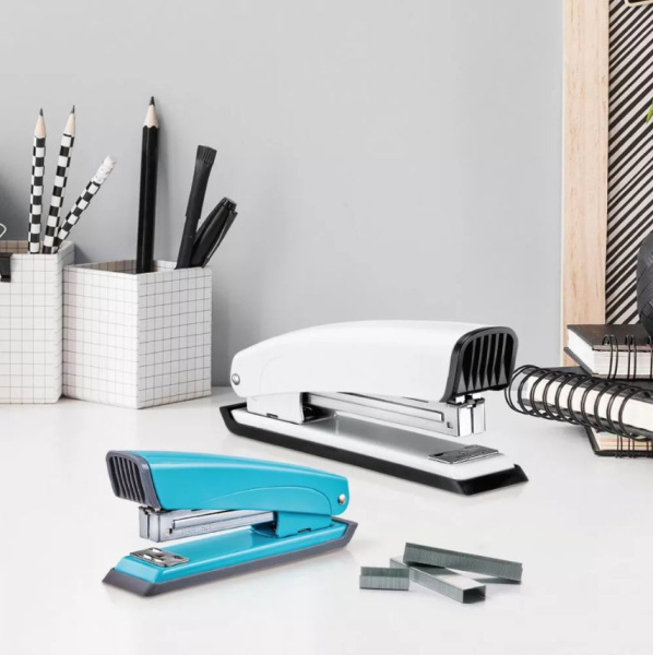 Степлер Kw-Trio 05263WHITE N10 (10листов) встроенный антистеплер белый 50скоб металл/пластик закрыты