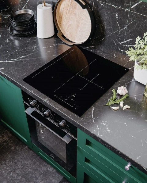 Индукционная варочная поверхность Lex EVI 431A BL черный