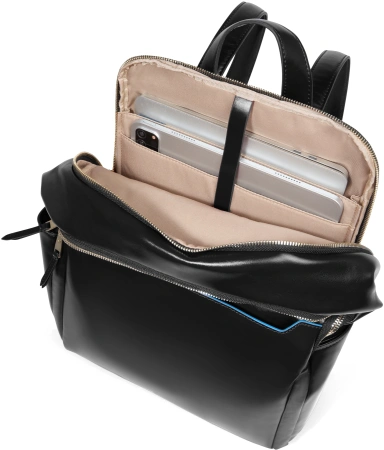 Рюкзак женский Piquadro Blue Square CA6678B2/N черный кожа