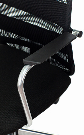 Кресло Бюрократ KB-5M черный TW-01 3C11 сетка/ткань с подголов. крестов. металл хром