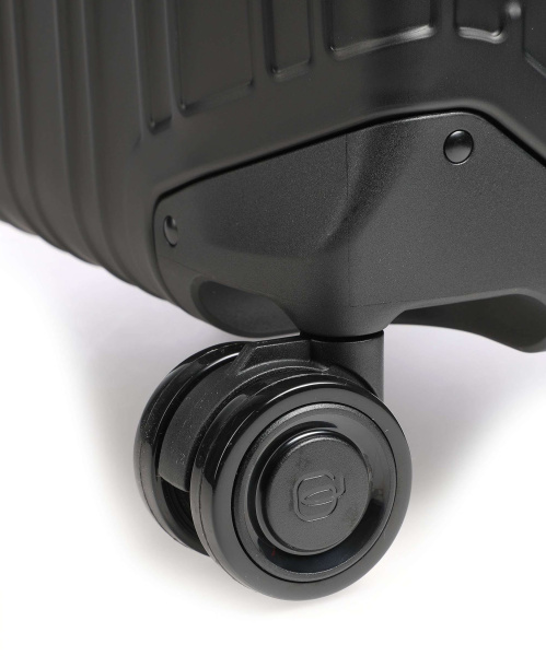 Чемодан Piquadro ALU (BV4425ALUS/N) 40x55x20см 37л. 4.590кг. алюминий/кожа черный