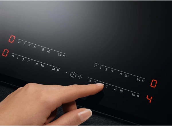 Индукционная варочная поверхность AEG IKE64441IB черный