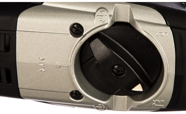 Перфоратор Makita HR3200C патр.:SDS-plus уд.:5.5Дж 850Вт (кейс в комплекте)