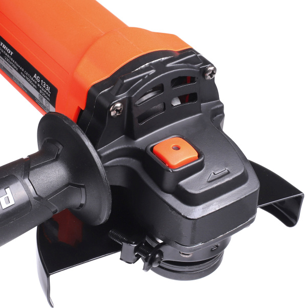 Углошлифовальная машина Patriot Optima AG 133L 860Вт 11000об/мин рез.шпин.:M14 d=125мм (110301133)